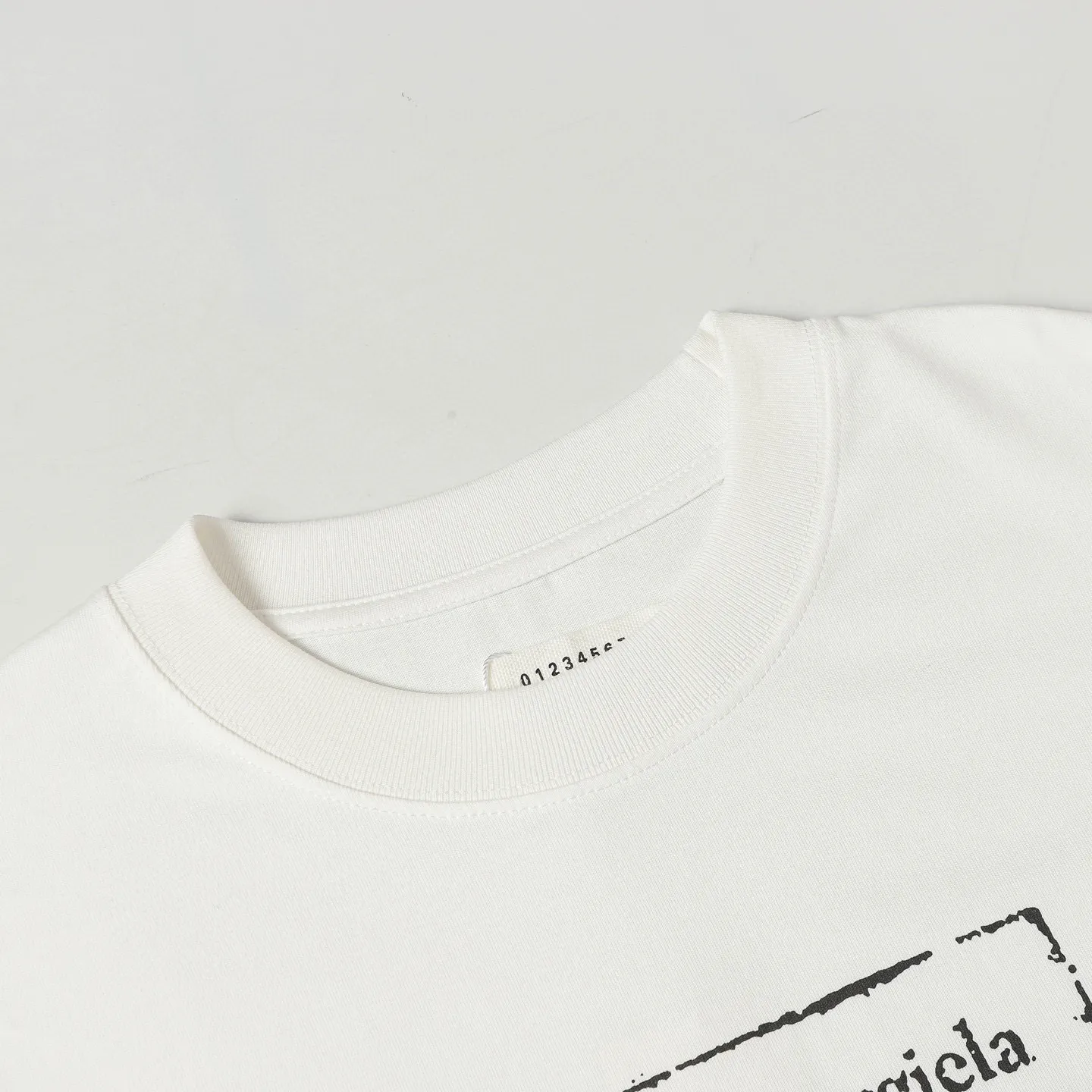 MM 6/ 25ss New Arrival 520 T 280g ， 。 、 ， 。 ：Black，White Size：XS-L